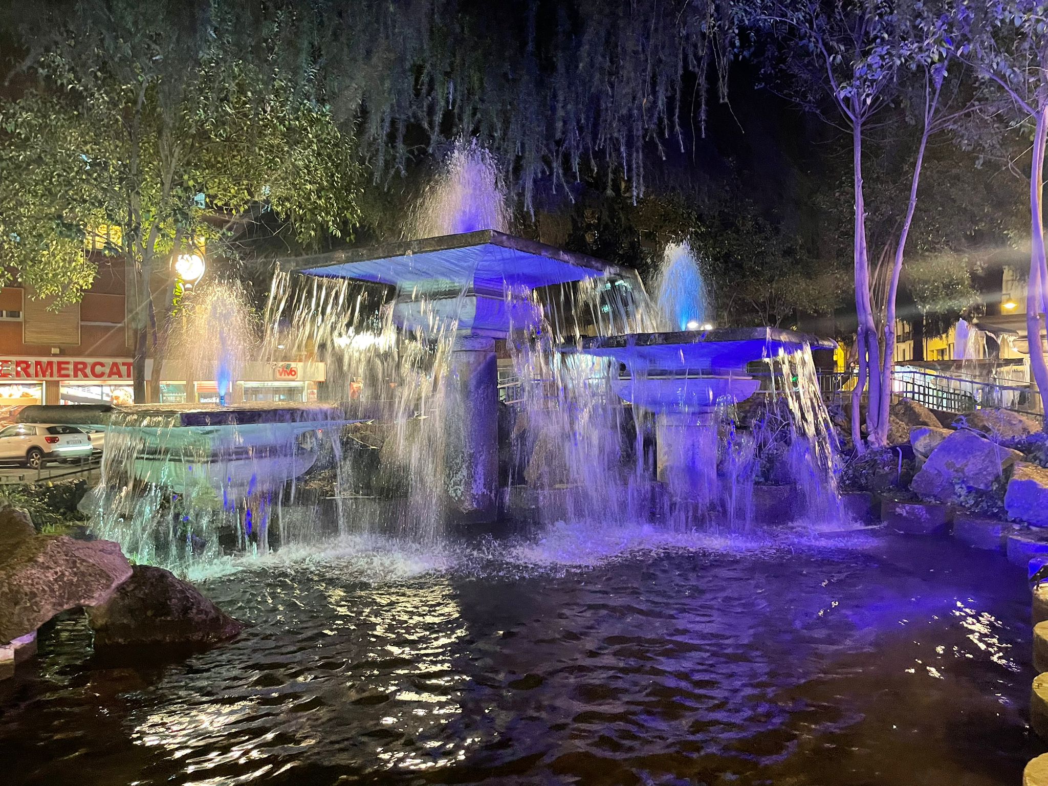 le fontane di Piazza Europa illuminate